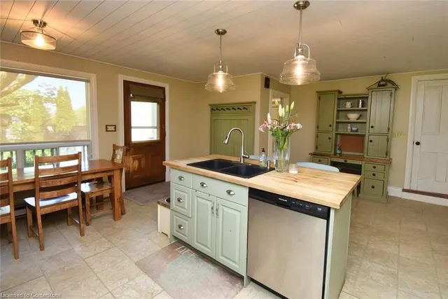 Additional image 15 of 6360 Airport Rd