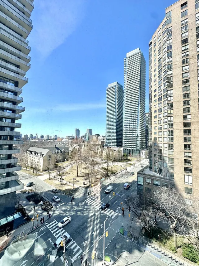 Additional image 9 of 1001 Bay St Unit 1019