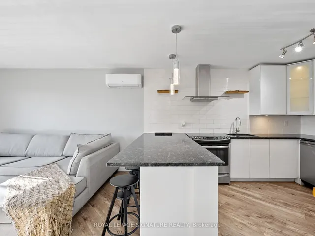 Additional image 18 of 28 Victoria Ave Unit 312