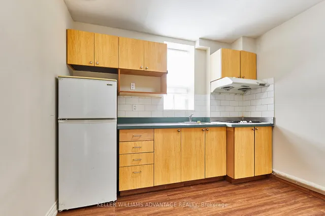 Additional image 18 of 1395 Gerrard St