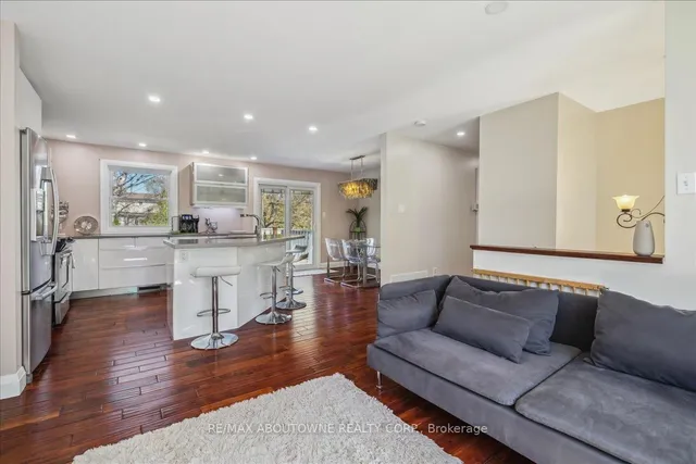 Additional image 10 of 2430 Cavendish Dr