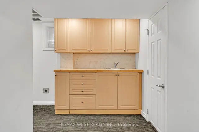 Additional image 23 of 2 Cabot Crt