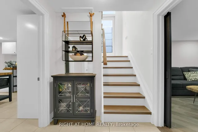 Additional image 27 of 54 Primula Cres