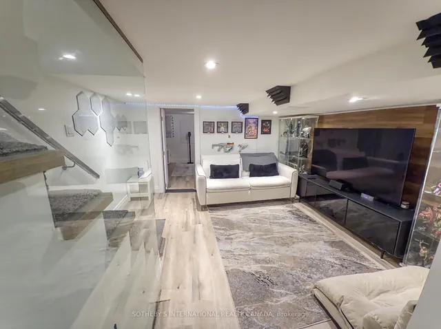 Additional image 11 of 26 Greenwood Ave