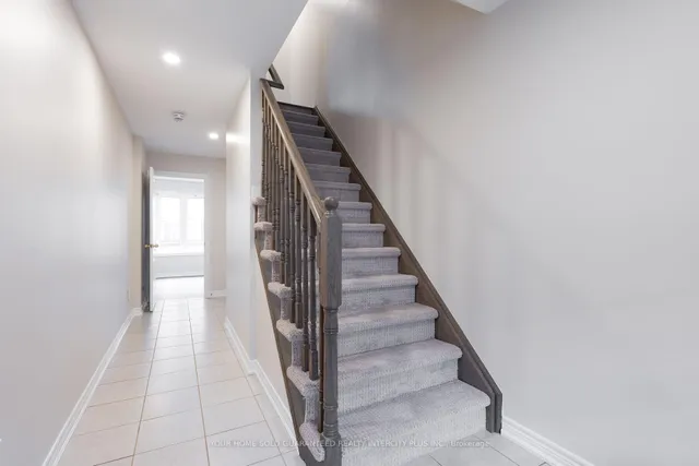 Additional image 5 of 7 Rabbit Run Way