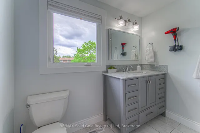 Additional image 26 of 57 Royal Orchard Dr