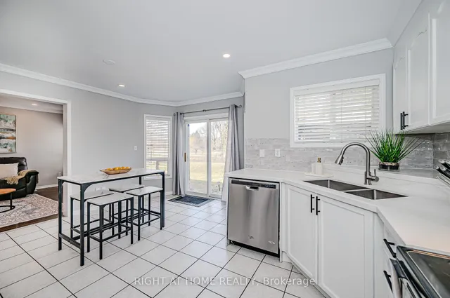 Additional image 19 of 2267 Empire Cres