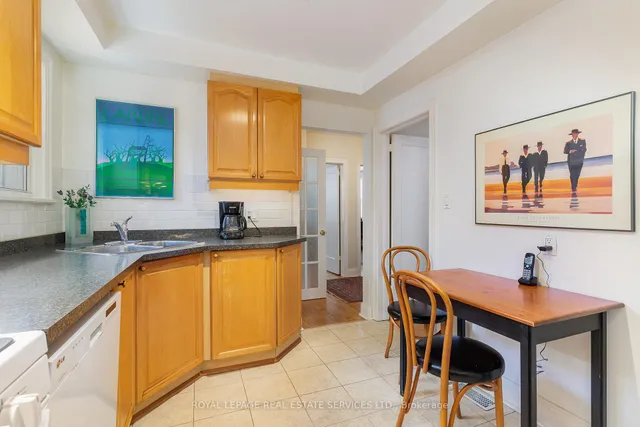 Additional image 8 of 21 Winston Grve