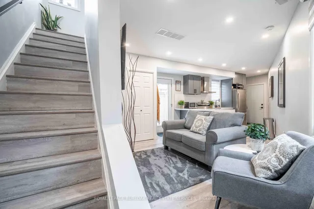 Additional image 39 of 8 Banff Dr