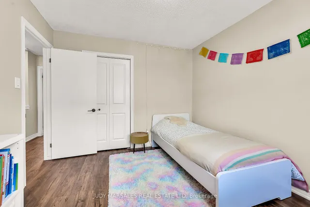 Additional image 34 of 16A Bond St