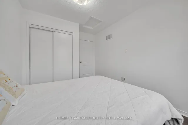 Additional image 32 of 93 Crystal Glen Cres