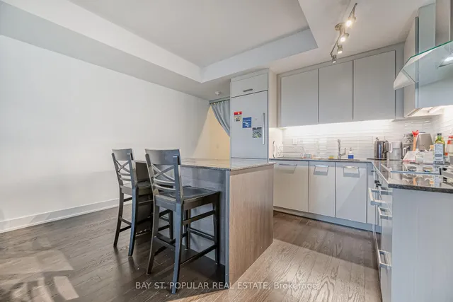 Additional image 10 of 3018 Yonge St Unit 803