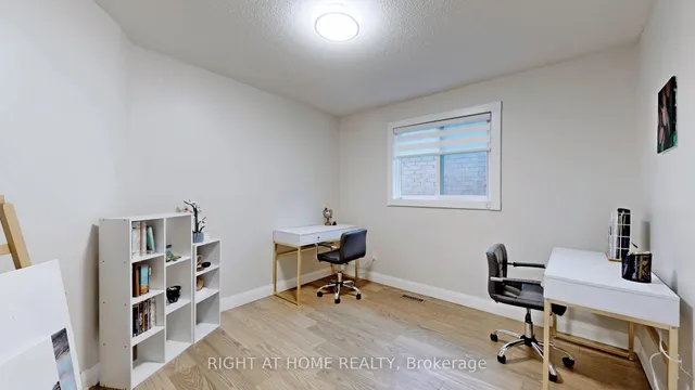 Additional image 24 of 16 Graybark Cres