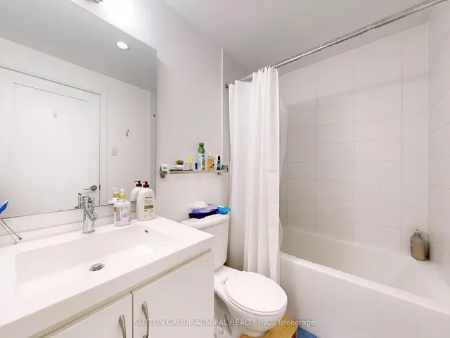 Additional image 20 of 70 Roehampton Ave Unit 1916