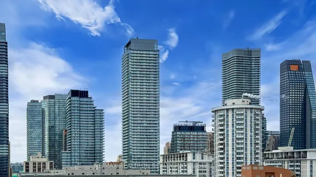 Additional image 32 of 281 Mutual St Unit 1506