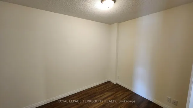 Additional image 8 of 2152 Lawrence Ave Unit 1207