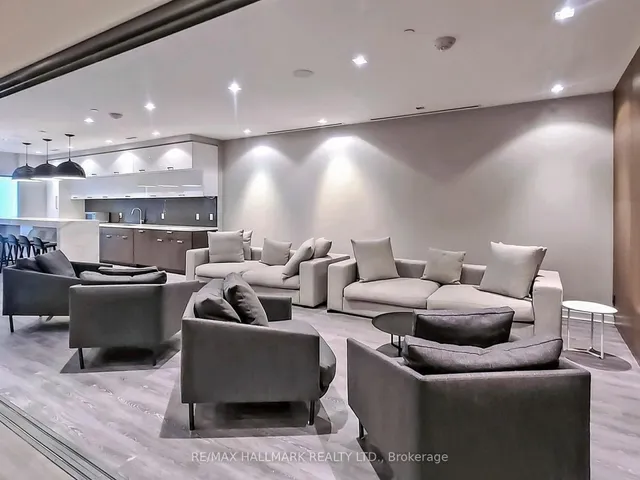 Additional image 31 of 8 Mercer St Unit 411