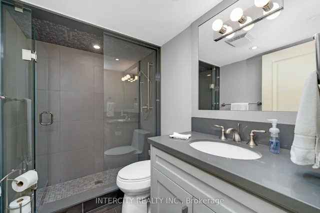 Additional image 37 of 112 Mason Blvd