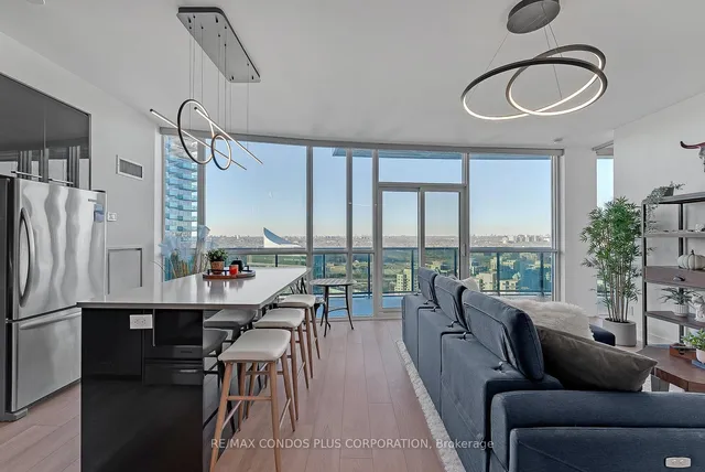 Additional image 4 of 80 Marine Parade Dr Unit 2907