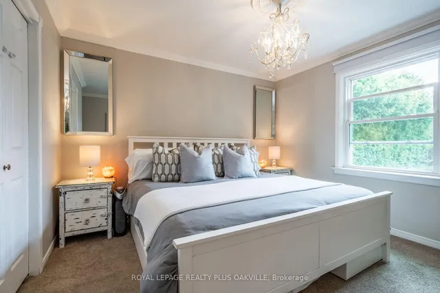 Additional image 17 of 548 Regina Dr