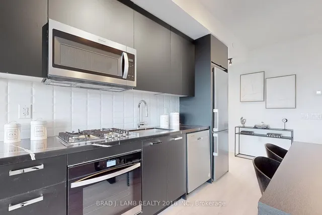 Additional image 13 of 195 McCaul St Unit 1302