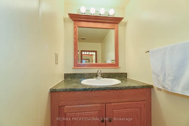 Additional image 20 of 475 The West Mall N/A Unit 417