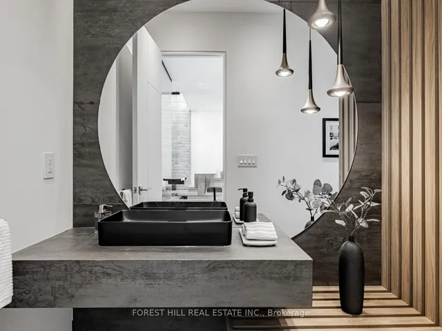 Additional image 17 of 77 Risebrough Ave