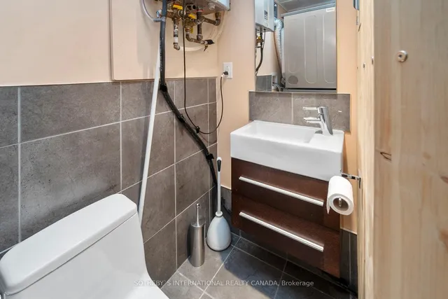 Additional image 45 of 30 Michael Power Pl