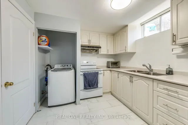 Additional image 38 of 826 Winterton Way