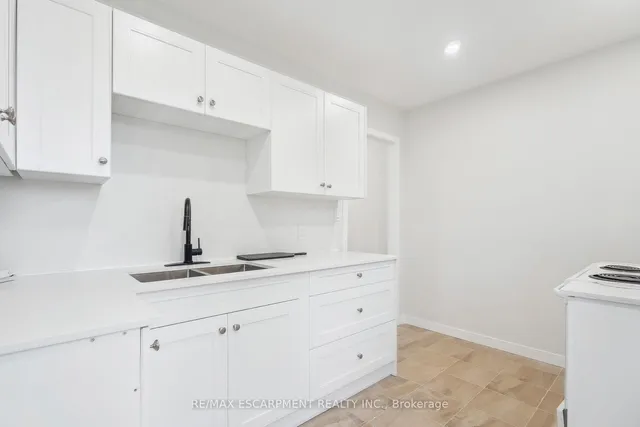 Additional image 17 of 289 Wentworth St