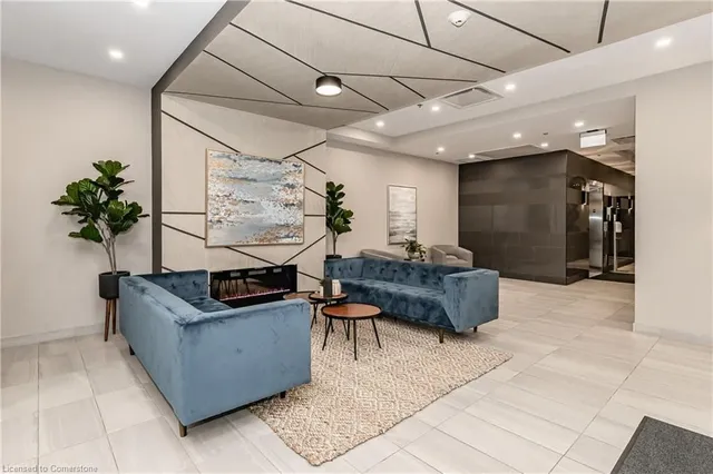 Additional image 6 of 60 Charles Street West Unit 1104