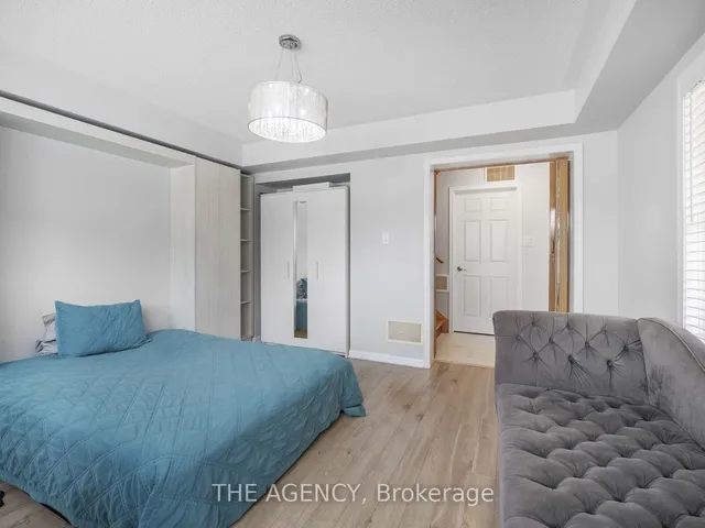 Additional image 25 of 216 Magurn Gate