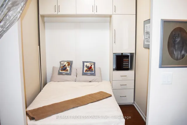 Additional image 20 of 205 Sherway Gardens Rd Unit 105