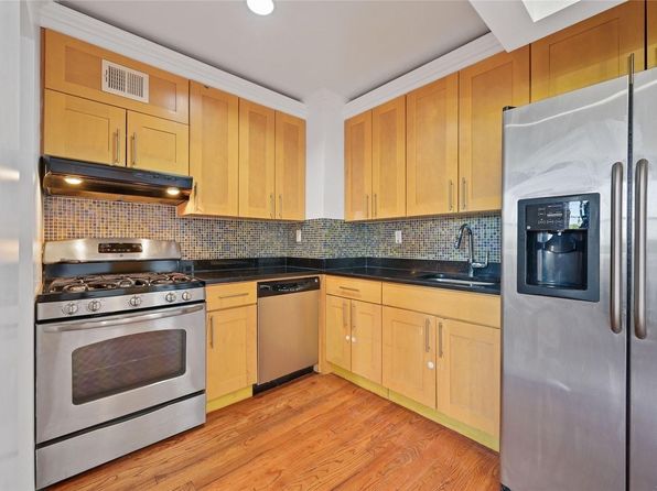 36-41 169th Street #3E, Flushing, NY 11358