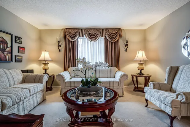 Additional image 10 of 19 Claudette Gate