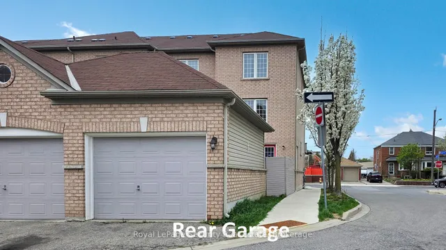 Additional image 38 of 1017 Roselawn Ave