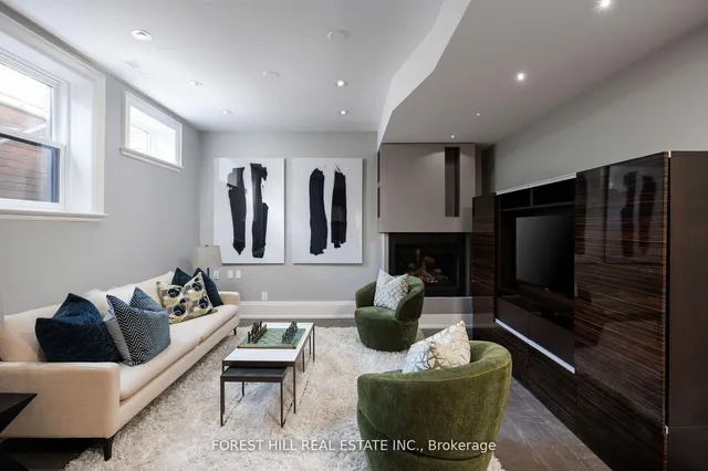 Additional image 32 of 102 Chaplin Cres