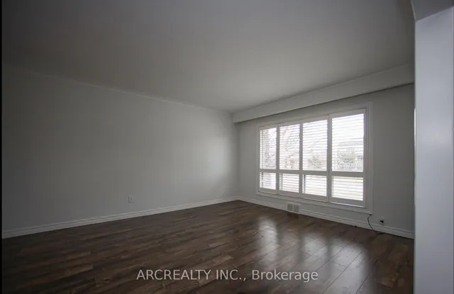 Additional image 41 of 16 Faith Ave