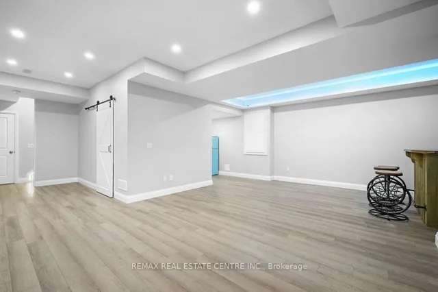 Additional image 35 of 137 Haldimand St