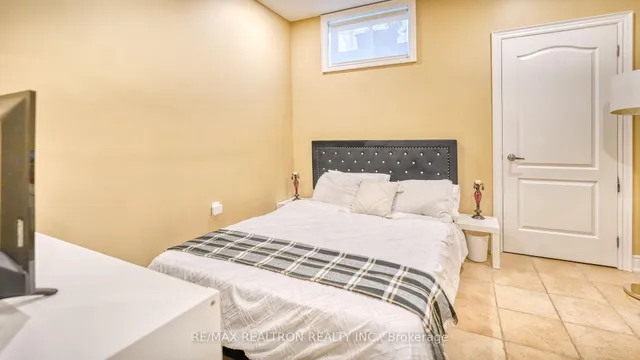 Additional image 35 of 13 Bourdon Ave