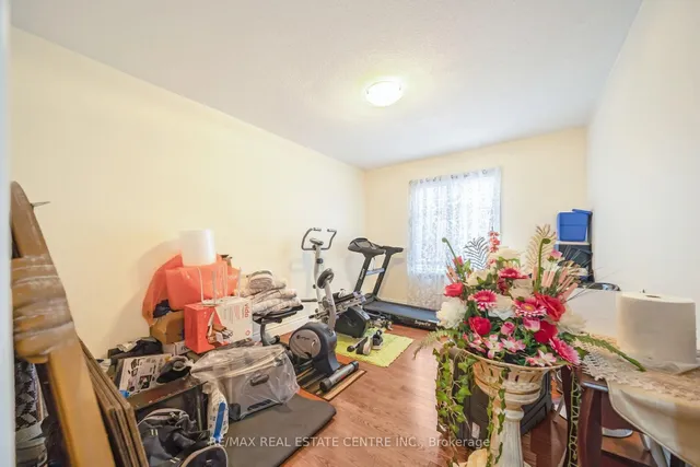 Additional image 21 of 11 Moorehead Cres