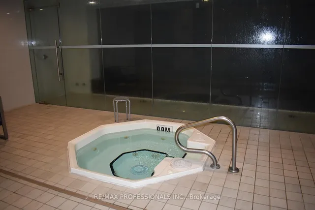 Additional image 33 of 205 Sherway Gardens Rd Unit 105