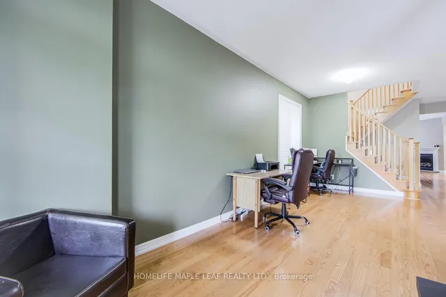 Additional image 8 of 118 Kendall Dr