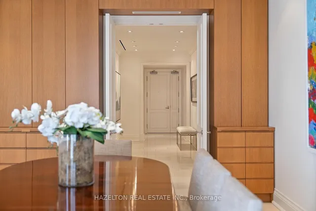 Additional image 20 of 1 St Thomas St Unit 14B