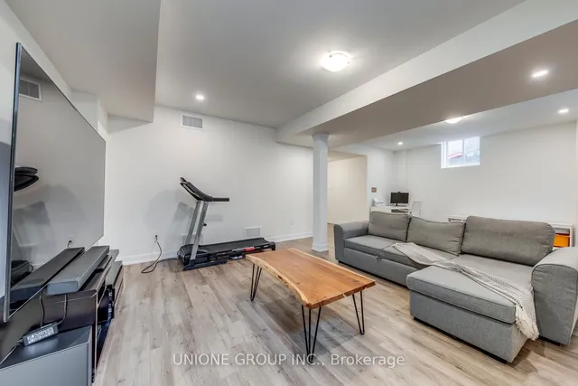 Additional image 34 of 74 Marvin Ave