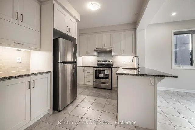 Additional image 22 of 133 Grovewood Common