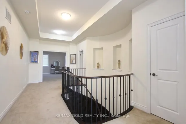 Additional image 33 of 14 Ladbrook Cres