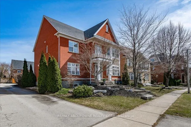 Additional image 3 of 8 Inverhuron Tr