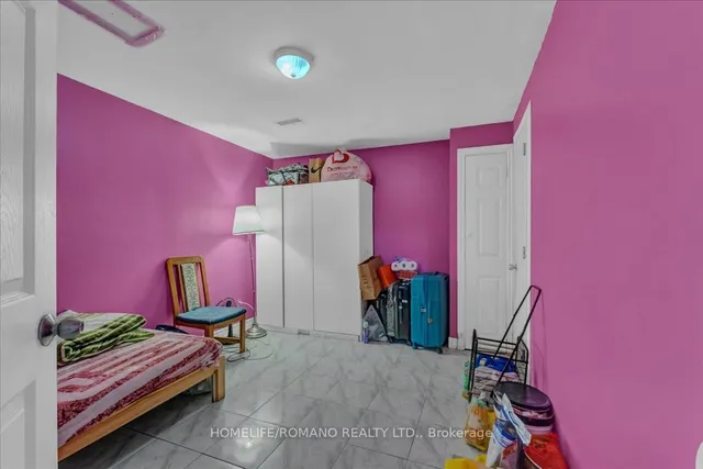 Additional image 39 of 43 Hoover Cres