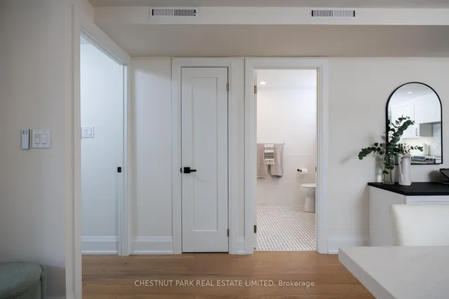 Additional image 23 of 40 Oaklands Ave Unit 203